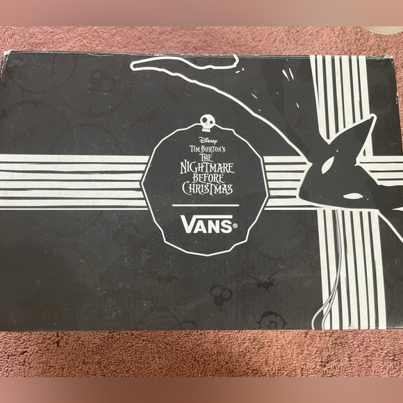 Disney x Vans Christmastown - Picture 3 of 8